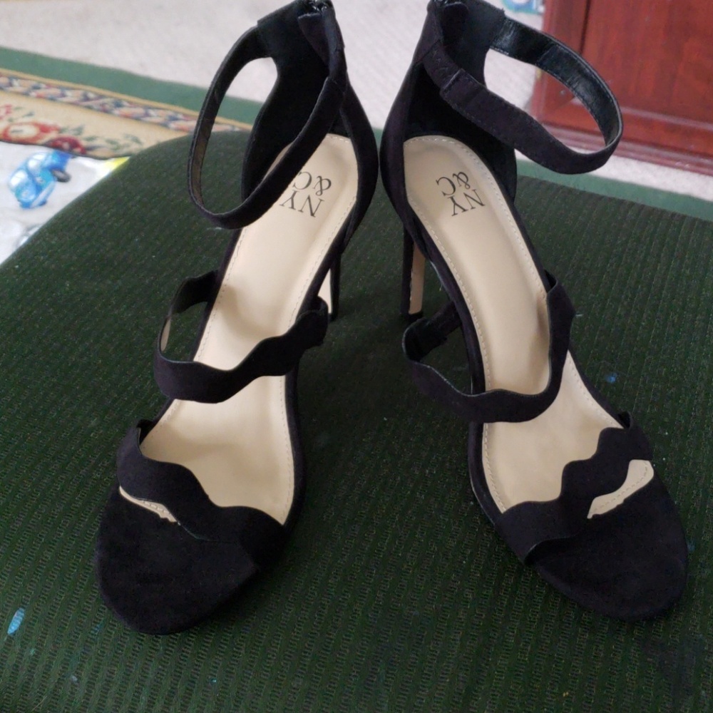 Black heels